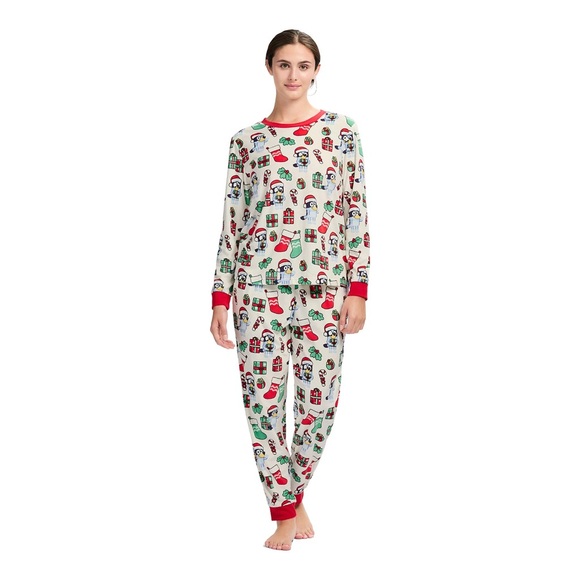 NWT Bluey Family Sleep Women's 2-Piece Pajama Set Size XS - Picture 1 of 7
